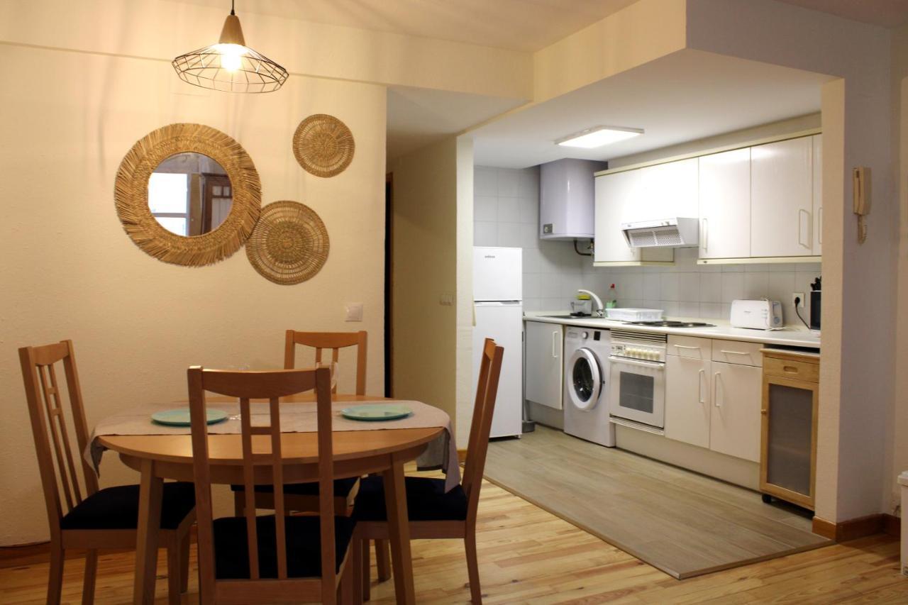 Apartamento Pinsapo Canfranc-Estacion ภายนอก รูปภาพ