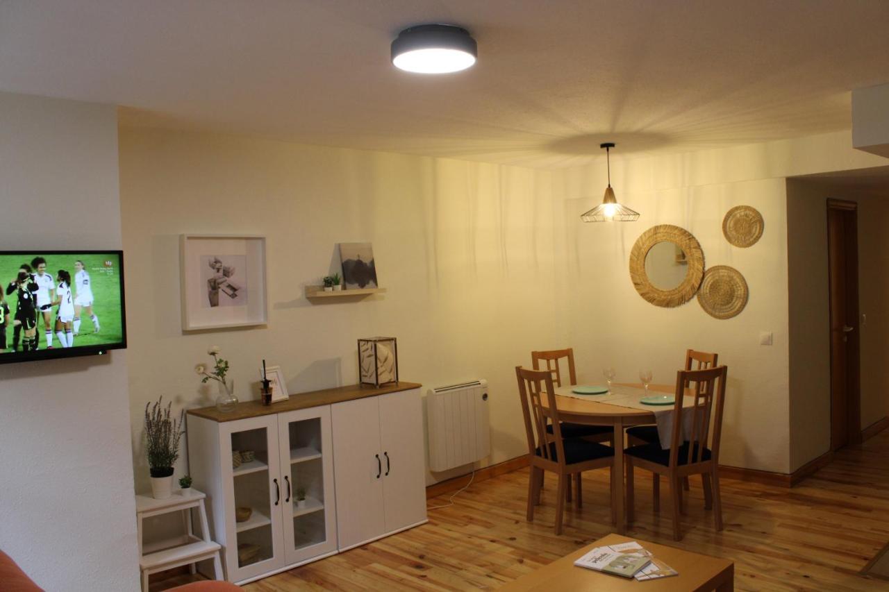 Apartamento Pinsapo Canfranc-Estacion ภายนอก รูปภาพ
